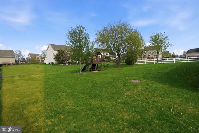 2409 TURNBURY RD, Gilbertsville, PA 19525