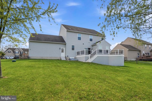 2409 TURNBURY RD, Gilbertsville, PA 19525