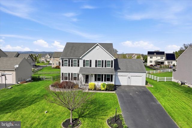 2409 TURNBURY RD, Gilbertsville, PA 19525