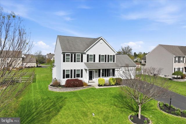 2409 TURNBURY RD, Gilbertsville, PA 19525