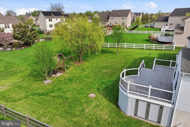 2409 TURNBURY RD, Gilbertsville, PA 19525