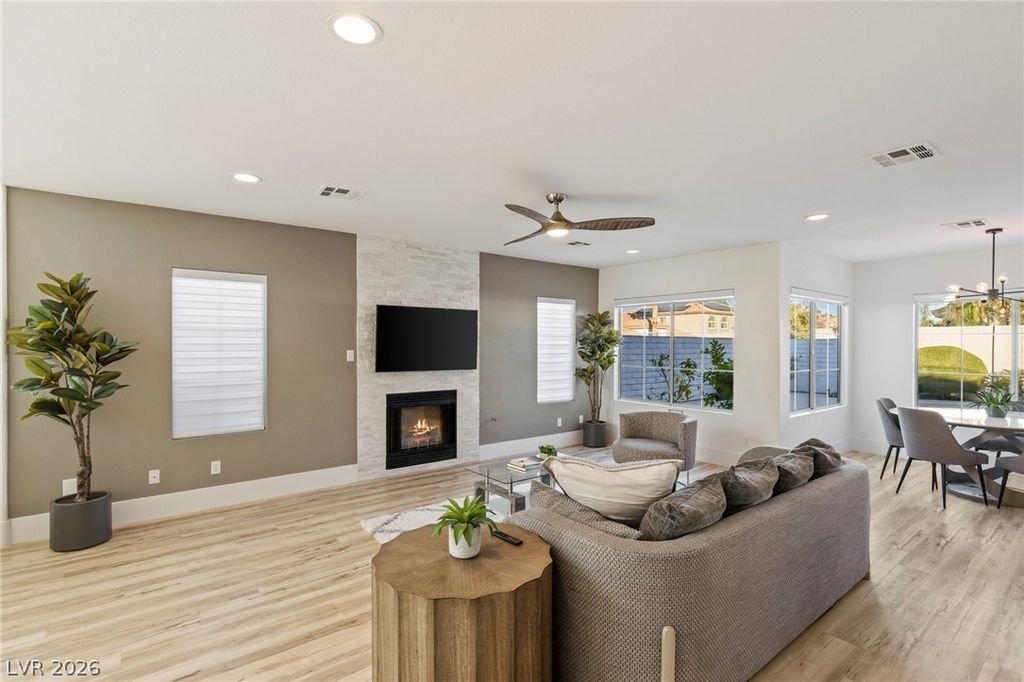38 Diplomat Court, Henderson, NV 89074 — photo 2