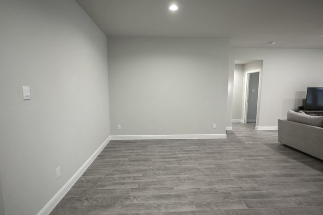 725 Golden Gate Park Road, Alvarado, TX 76009