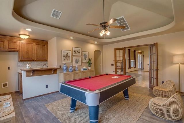 6313 Whispering Grove Drive, Oklahoma City, OK 73169
