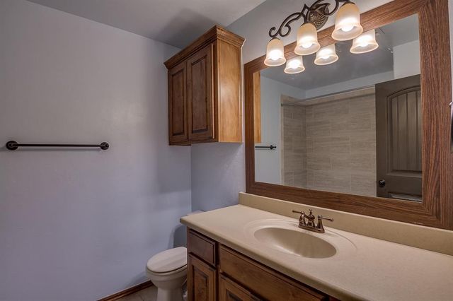 6313 Whispering Grove Drive, Oklahoma City, OK 73169