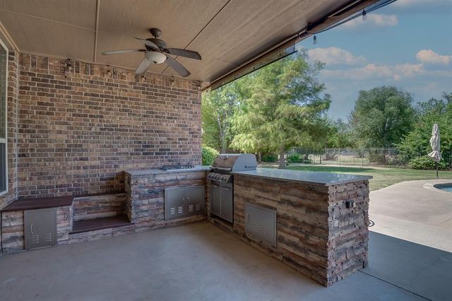 6313 Whispering Grove Drive, Oklahoma City, OK 73169