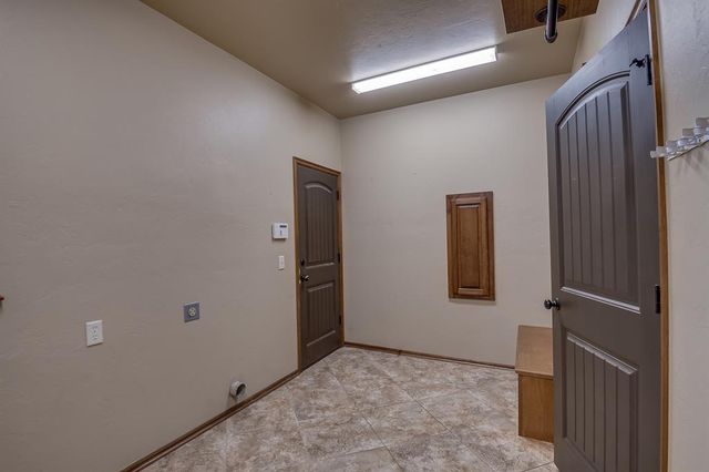 6313 Whispering Grove Drive, Oklahoma City, OK 73169