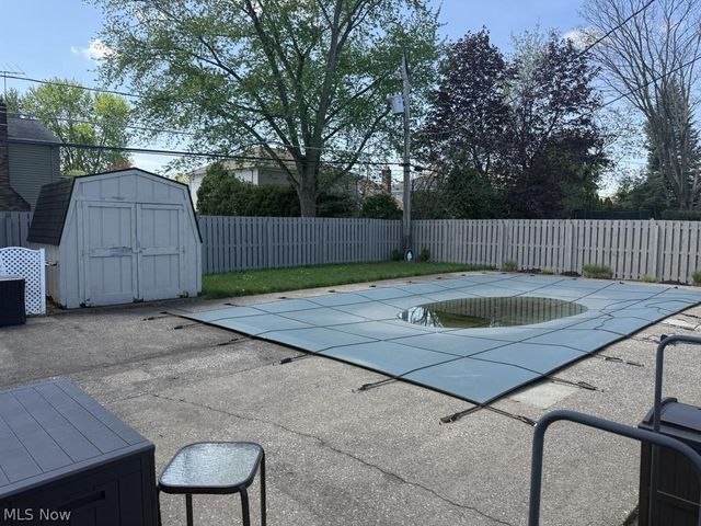 21459 Nottingham Drive, Fairview Park, OH 44126