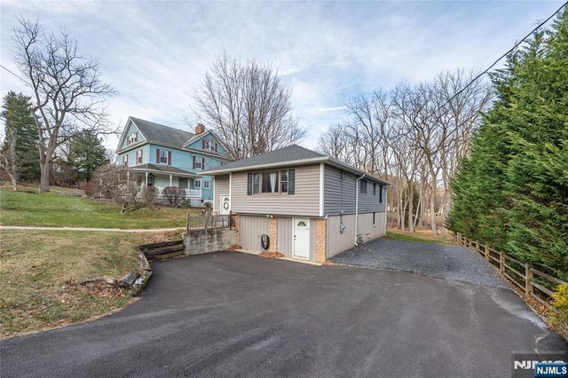 29 Main Street, Hackettstown, NJ 07840