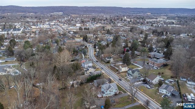 29 Main Street, Hackettstown, NJ 07840