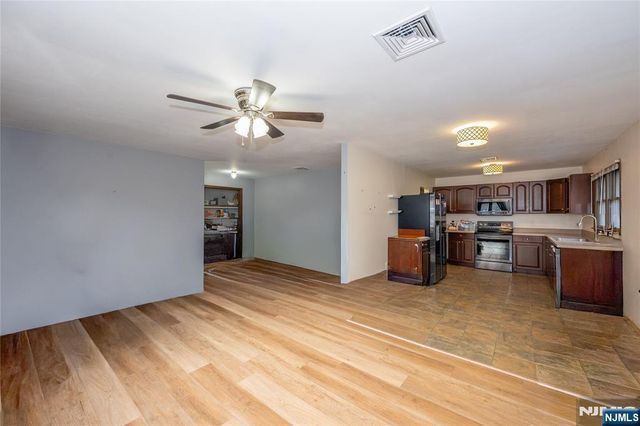 29 Main Street, Hackettstown, NJ 07840