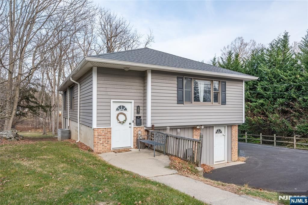 29 Main Street, Hackettstown, NJ 07840