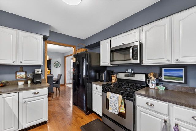 4007 81st STREET, Kenosha, WI 53142