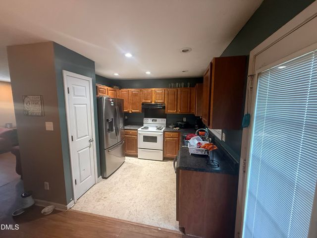 179 Fox Run Lane, Autryville, NC 28318