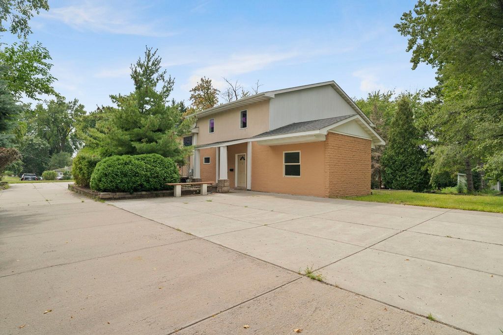 2981 Pilot Knob Road, Eagan, MN 55121 — photo 2
