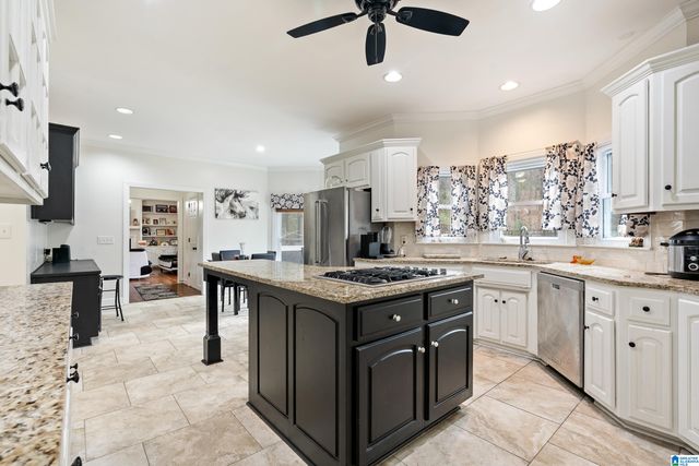 2154 BANEBERRY DRIVE, Hoover, AL 35244