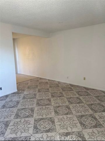 18130 Casaba Road, Adelanto, CA 92301