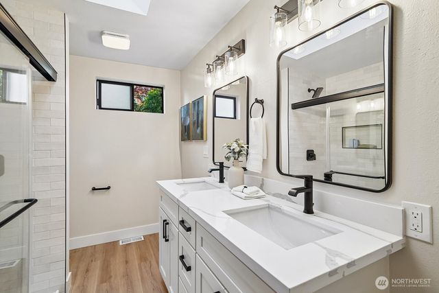 15825 SE 116TH Street, Renton, WA 98059
