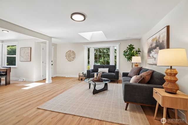 15825 SE 116TH Street, Renton, WA 98059