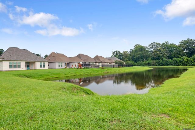 28026 Olympia Ln, Denham Springs, LA 70726