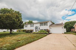 119 Sherwood Drive, Williamstown, WV 26187