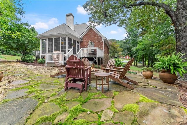 1503 Cleveland Court, Loganville, GA 30052