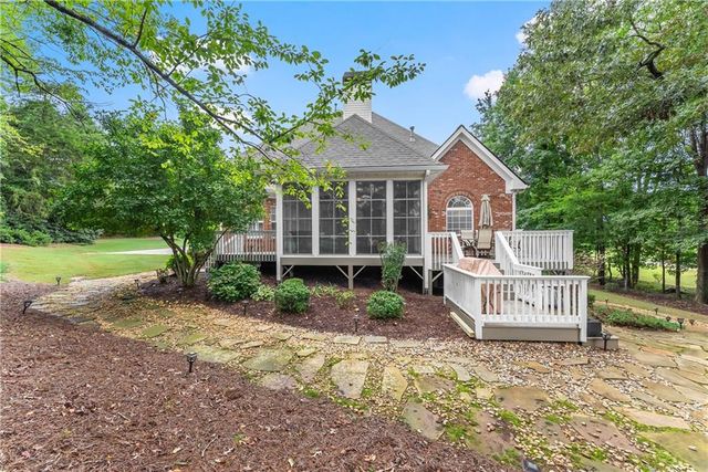 1503 Cleveland Court, Loganville, GA 30052