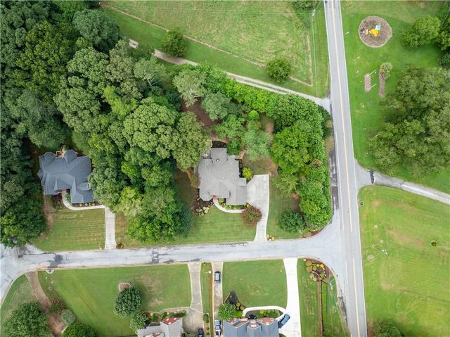 1503 Cleveland Court, Loganville, GA 30052