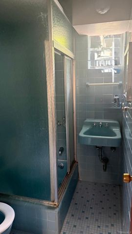 15619 87th Street, Howard Beach, NY 11414