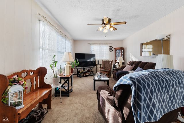 528 Winfield Street, Greenfield, IN 46140