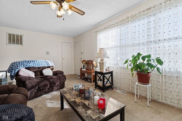 528 Winfield Street, Greenfield, IN 46140