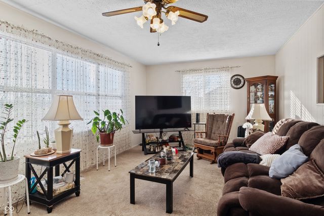 528 Winfield Street, Greenfield, IN 46140