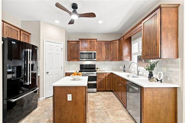 123 Maple View Court, Dallas, GA 30157