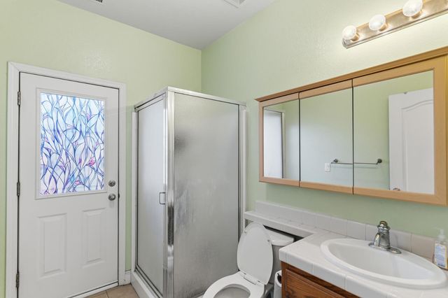 8553 N Ann Avenue, Fresno, CA 93720
