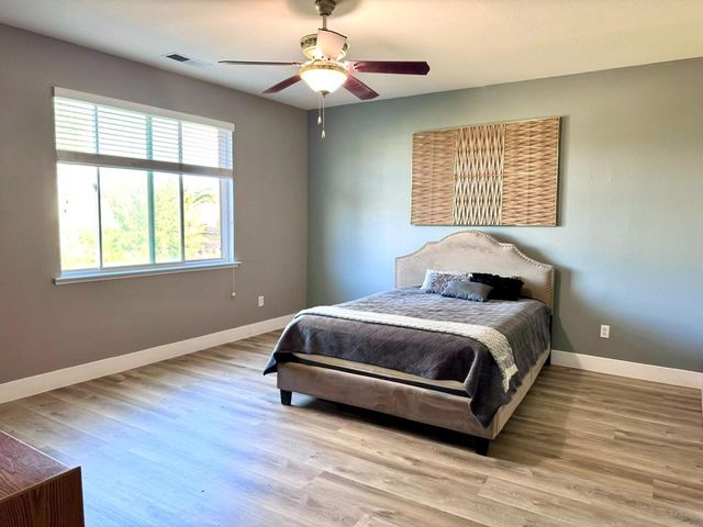 8553 N Ann Avenue, Fresno, CA 93720