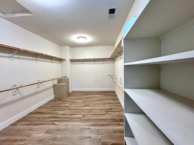 8553 N Ann Avenue, Fresno, CA 93720