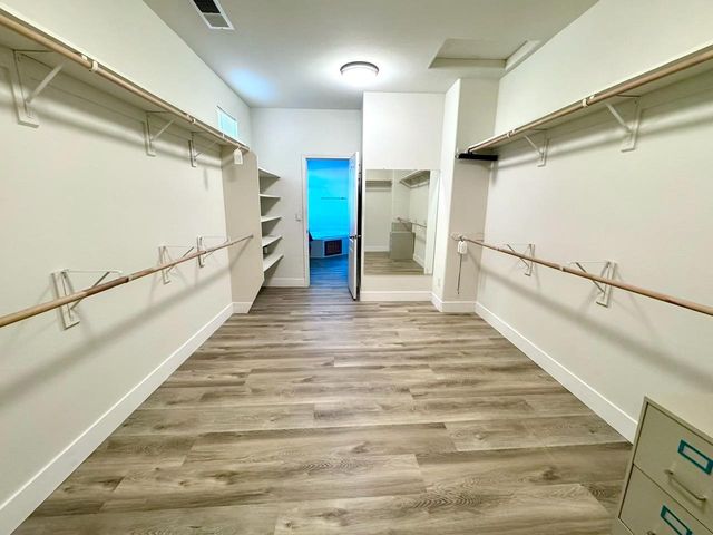 8553 N Ann Avenue, Fresno, CA 93720