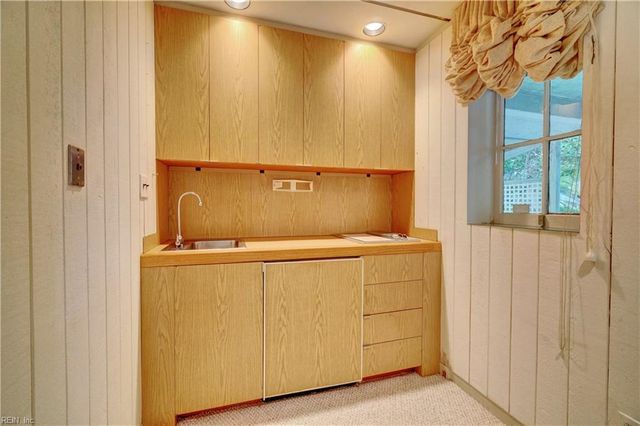 4305 Manchester RD, Portsmouth, VA 23703