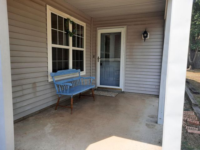 701 Clarence Street, Mountain View, AR 72560