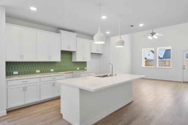 21615 Foxes Trove Trail, Magnolia, TX 77355