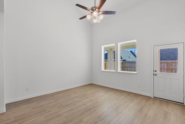 21615 Foxes Trove Trail, Magnolia, TX 77355