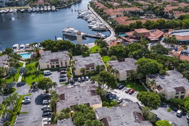 3564 Magellan Cir 211-1, Aventura, FL 33180