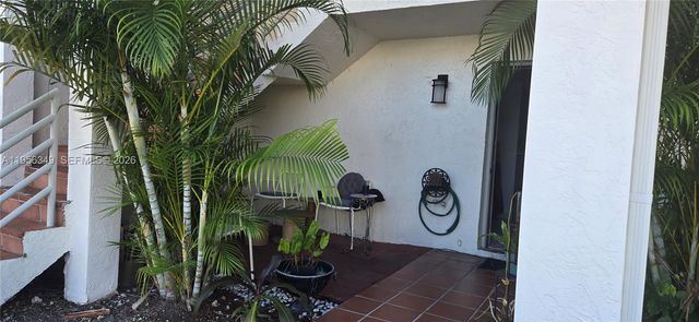 3564 Magellan Cir 211-1, Aventura, FL 33180