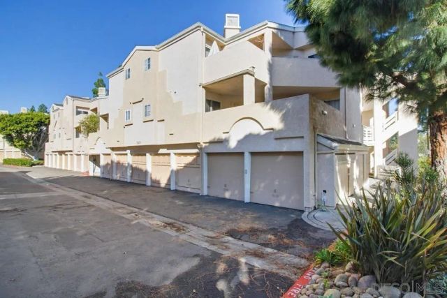 7223 Camino Degrazia 75, San Diego, CA 92111