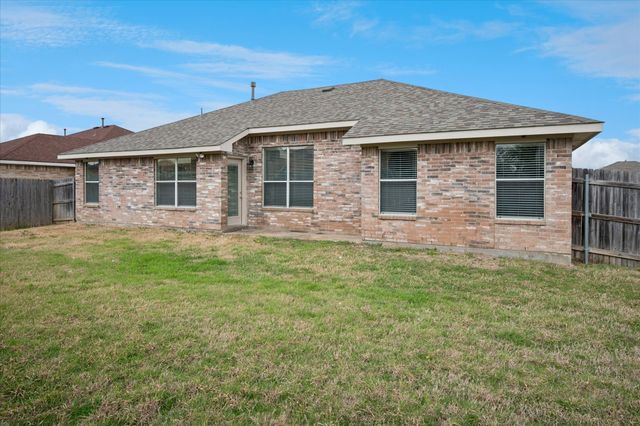 1012 Rio Verde Drive, Desoto, TX 75115