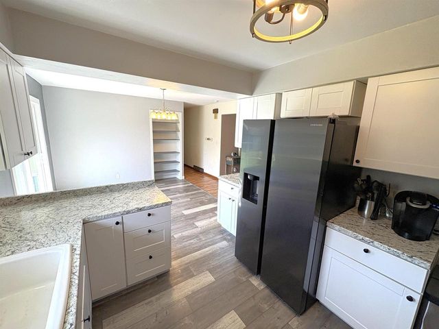 300 S Park Street, Albany, WI 53502