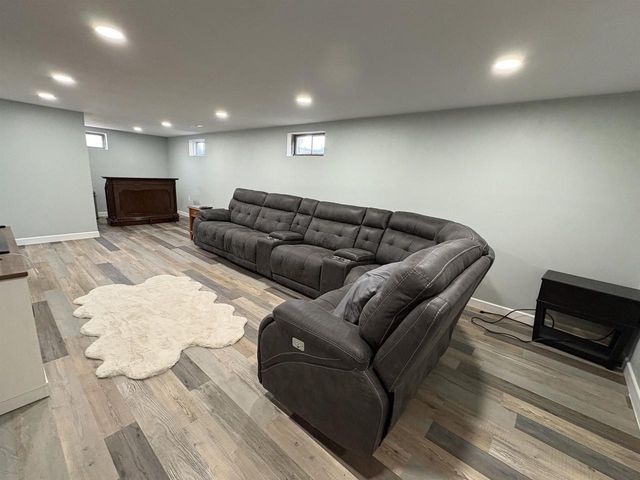 300 S Park Street, Albany, WI 53502