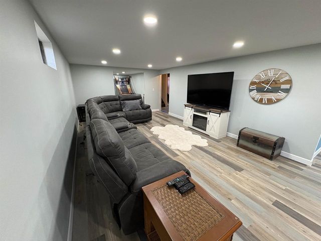 300 S Park Street, Albany, WI 53502
