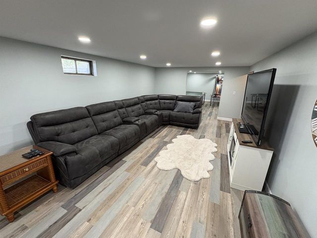 300 S Park Street, Albany, WI 53502