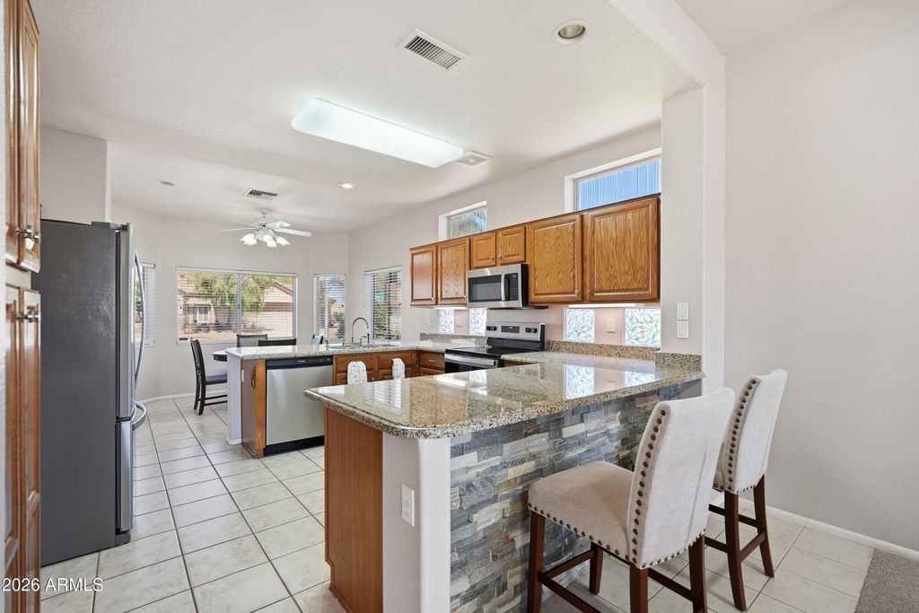15107 W LAS BRIZAS Lane, Sun City West, AZ 85375 — photo 4